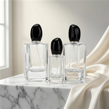 Rôzne fľaše na parfumy